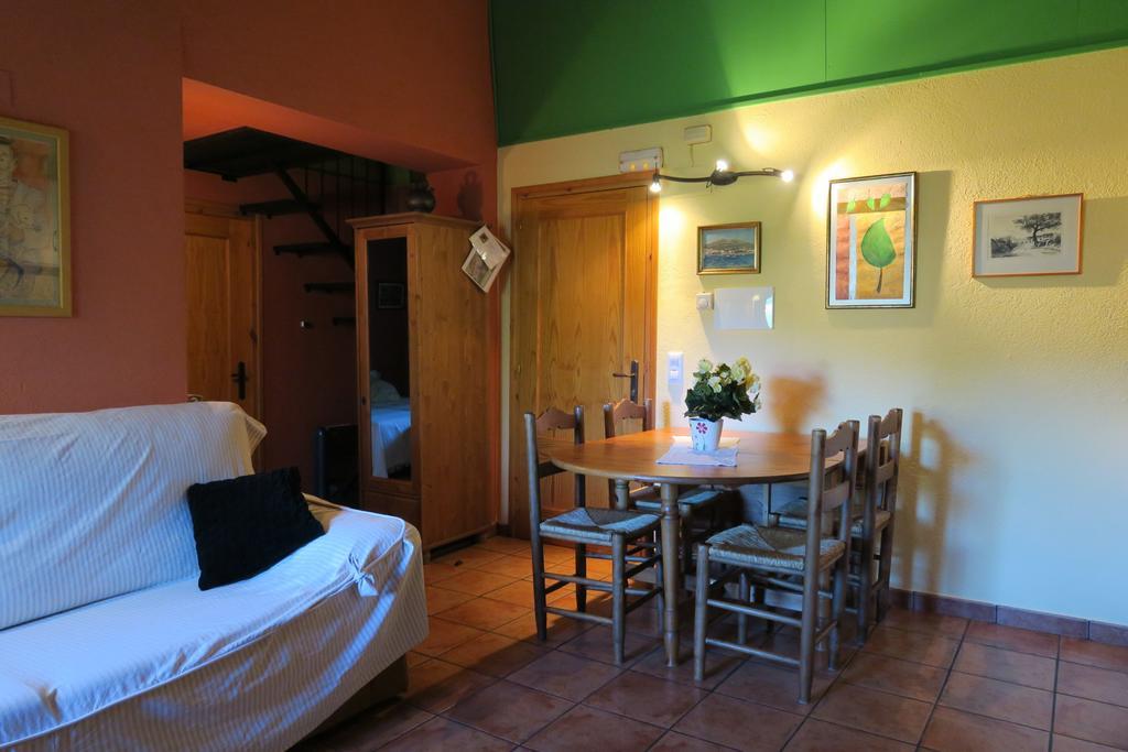 Can Salgueda Santa Pau Chambre photo