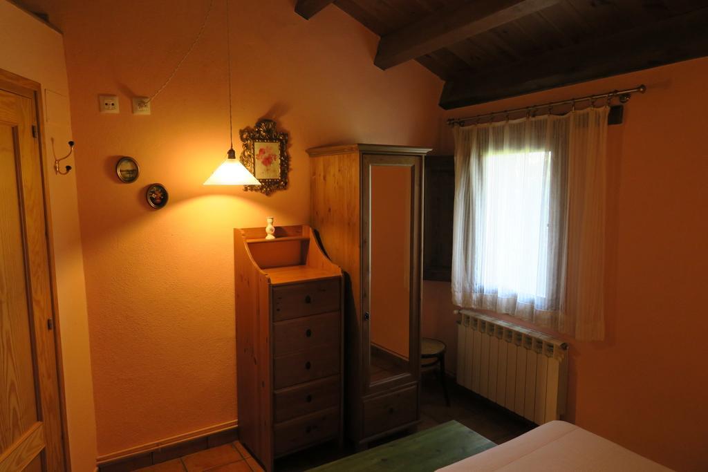 Can Salgueda Santa Pau Chambre photo